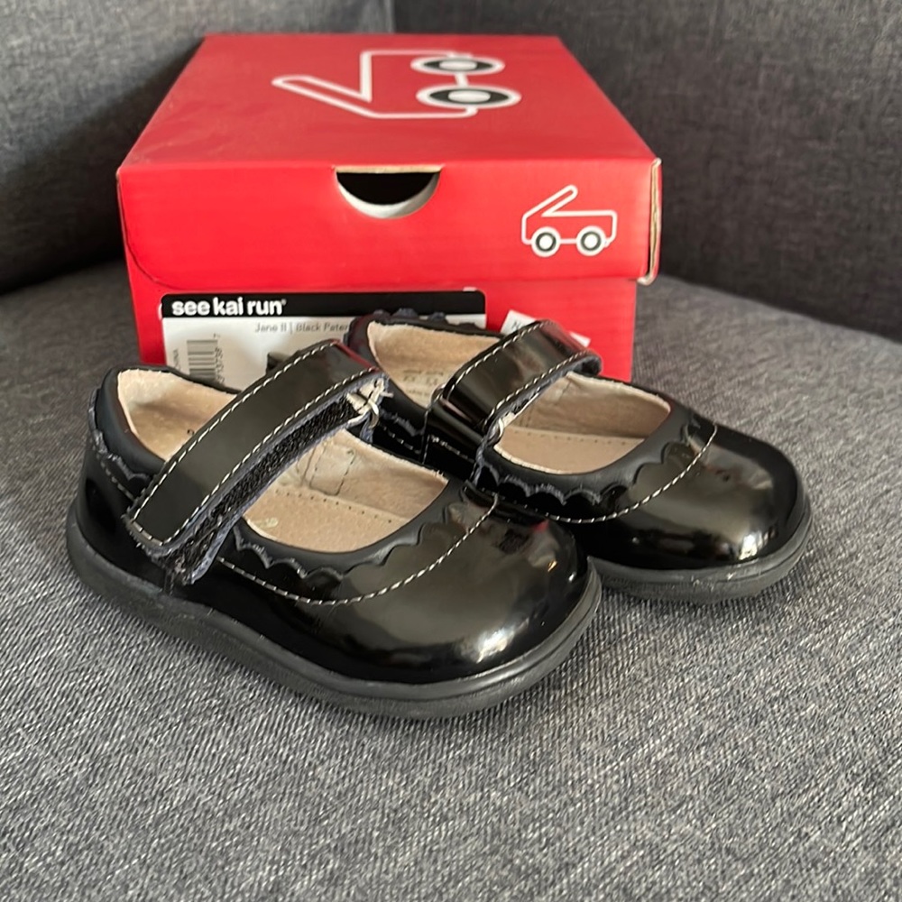 Black Patent Jane